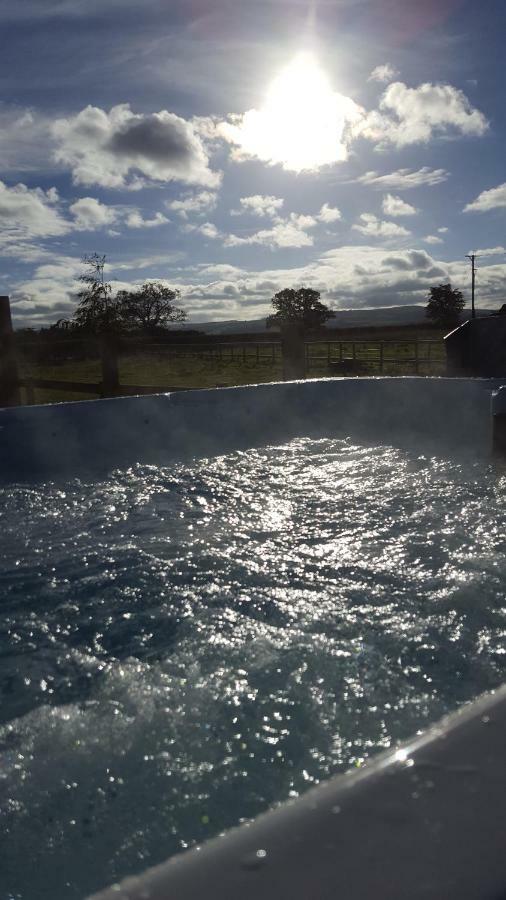 Вілла Ruth'S Refresh Country Retreat With Private Hot Tub Шрусбері Екстер'єр фото